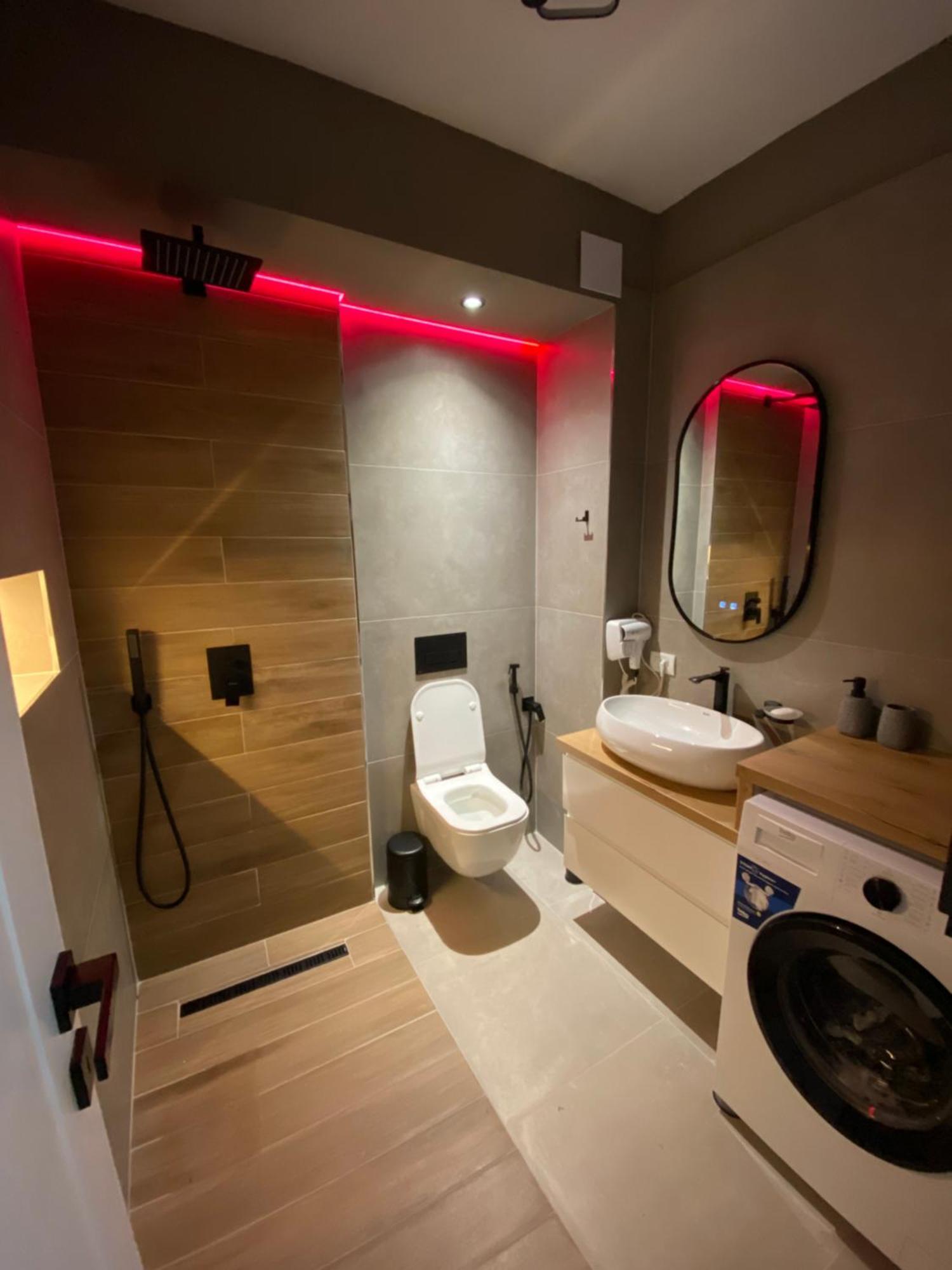Apartment En's *
